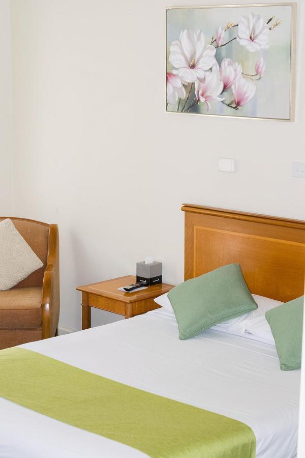Echuca Motel Bagian luar foto